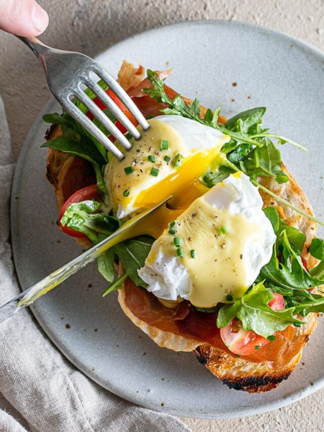 Eggs Benedict- Brunch Like a Champion
